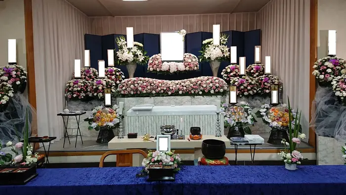 鳳林院で葬儀を行なった写真