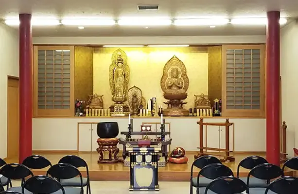 新隆寺で葬儀を行なった写真