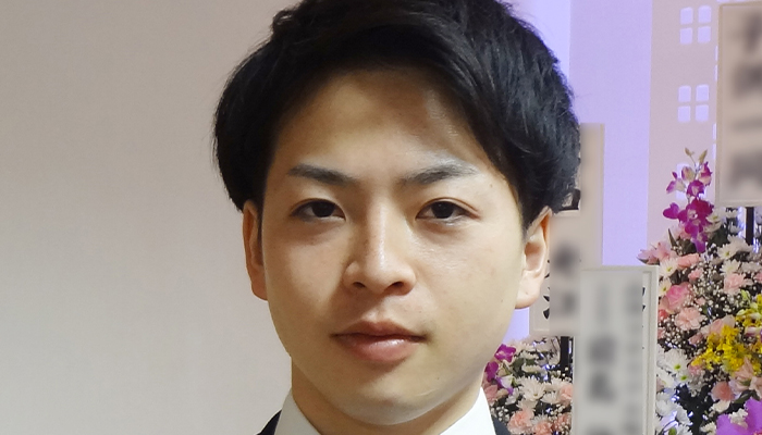 【吉野崚平】