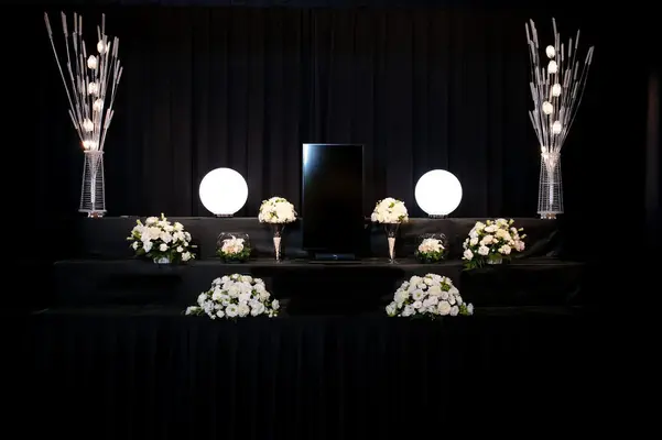 花祭壇（花さいだん台原）