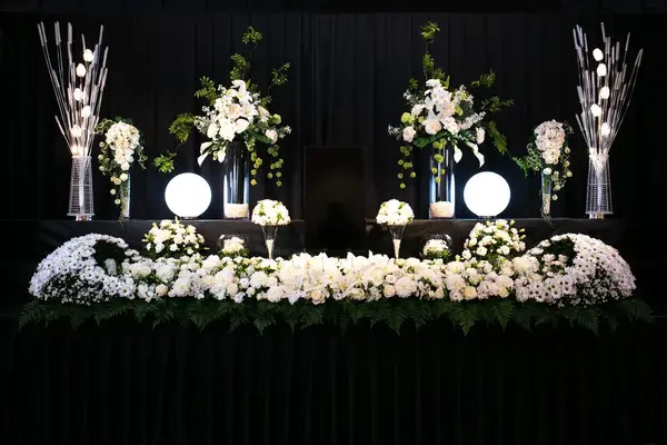 花祭壇（花さいだん愛子）で葬儀を行なった写真