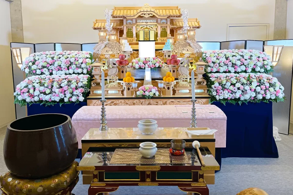 彫刻祭壇　家族葬プラン