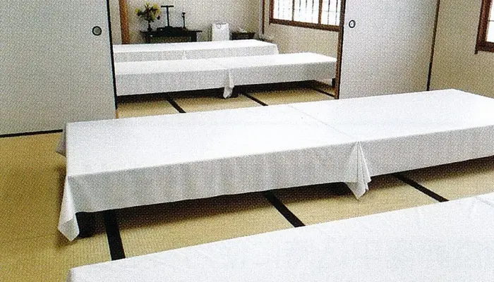 ハナブ商店で葬儀を行なった写真