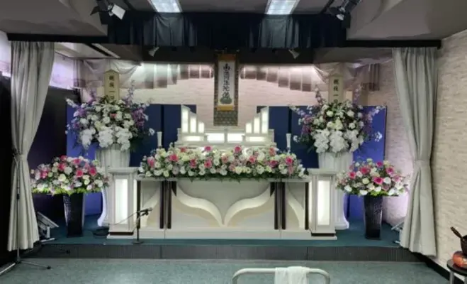 斎場ホール久宝園で葬儀を行なった写真