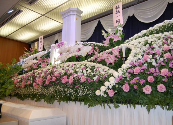 三法社で葬儀を行なった写真