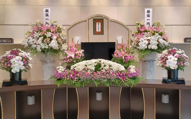 小さなお葬式 三田ホールで葬儀を行なった写真