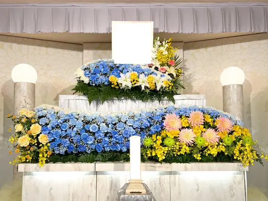 愛光式典で葬儀を行なった写真