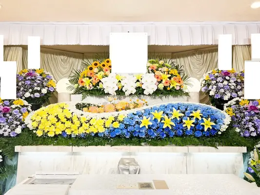 愛光式典で葬儀を行なった写真