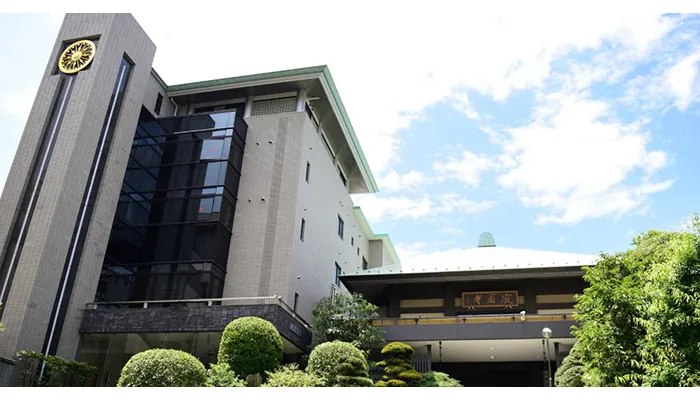 寂円寺にて80名の一般葬