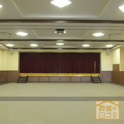 浅草　東本願寺で葬儀を行なった写真