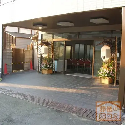 厳定院で葬儀を行なった写真