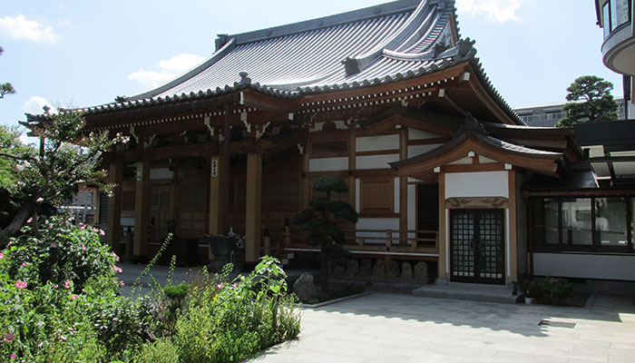 長泉寺にて60名の社葬