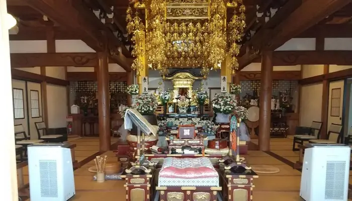 本覚寺で葬儀を行なった写真