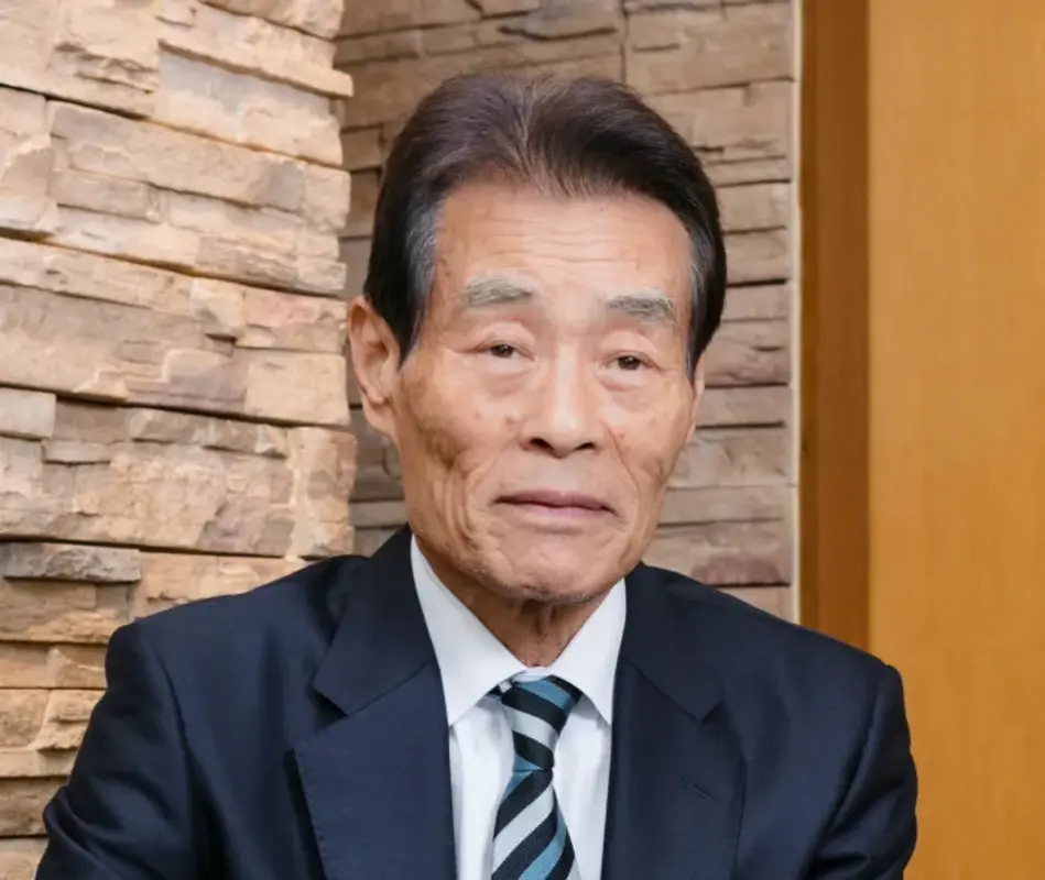 代表取締役　光本 和右