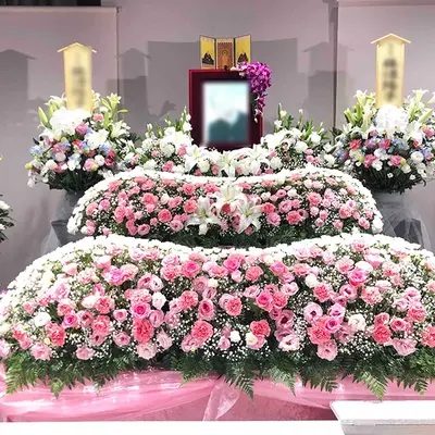 スリースターズセレモニーで葬儀を行なった写真