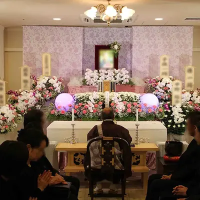 スリースターズセレモニーで葬儀を行なった写真