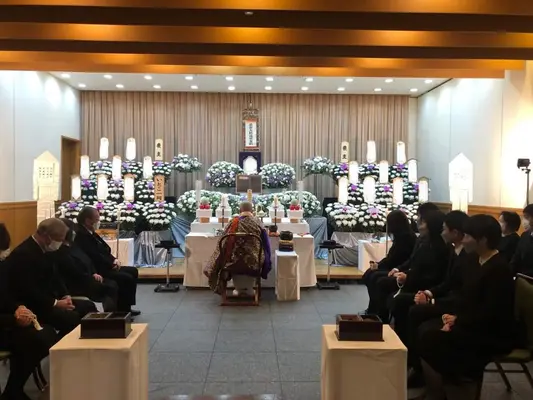 臨海斎場で葬儀を行なった写真