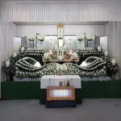 小泉桶甚本店で葬儀を行なった写真