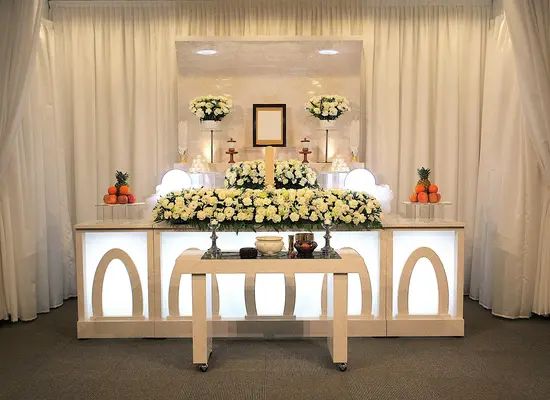 小泉桶甚本店で葬儀を行なった写真