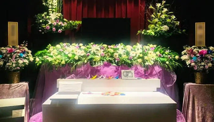 三和式典　東村山営業所で葬儀を行なった写真