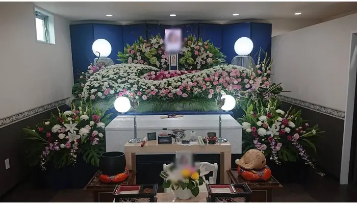 三和式典　東村山営業所で葬儀を行なった写真