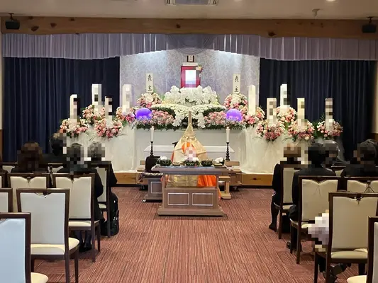 はごろもホールで葬儀を行なった写真