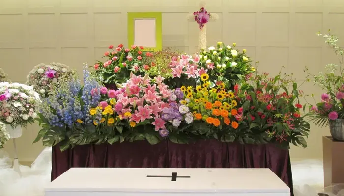 多摩式典で葬儀を行なった写真