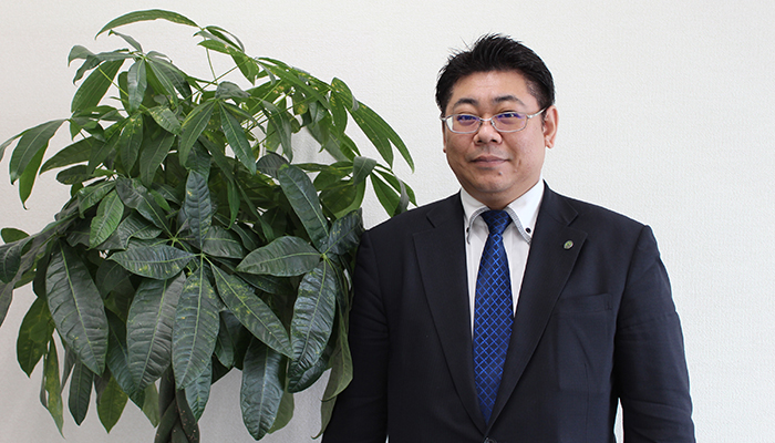 【志村文彦】