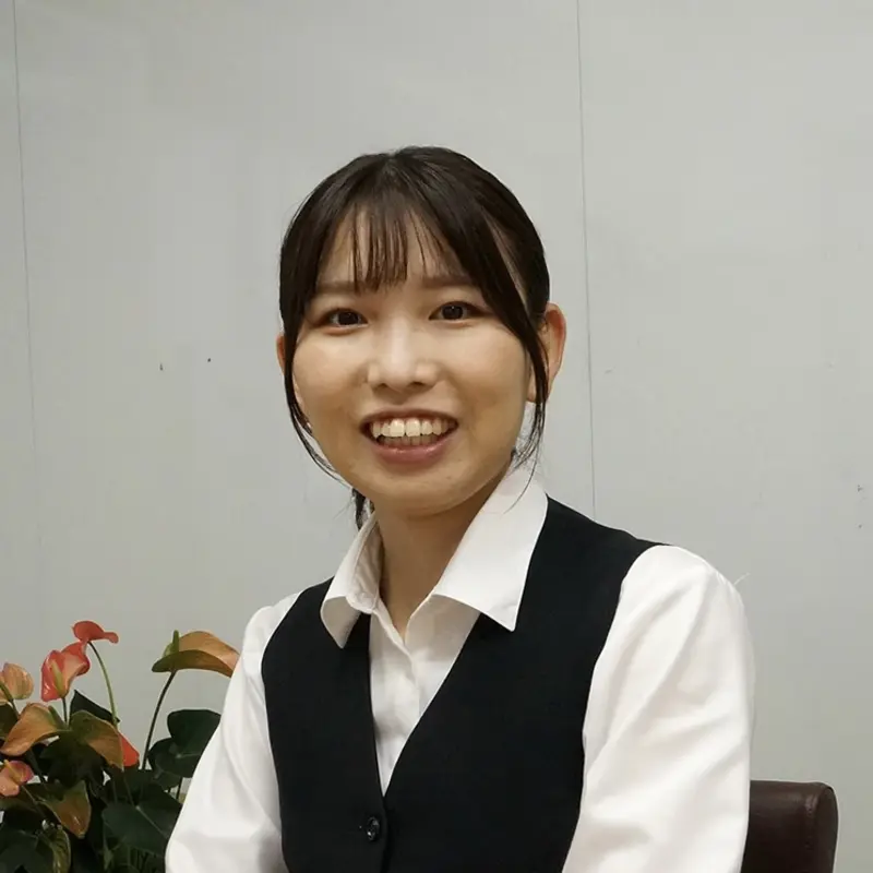 嶋村　有紗