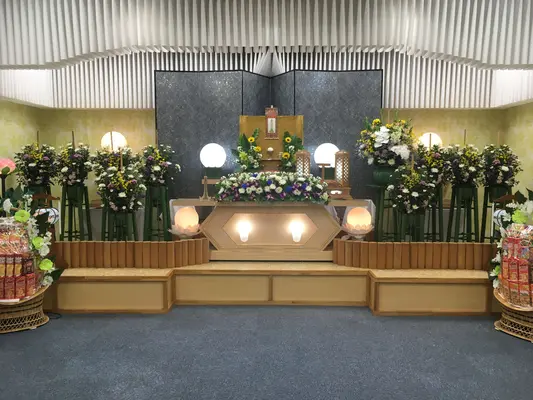 秋桜（ホール八日市）で葬儀を行なった写真