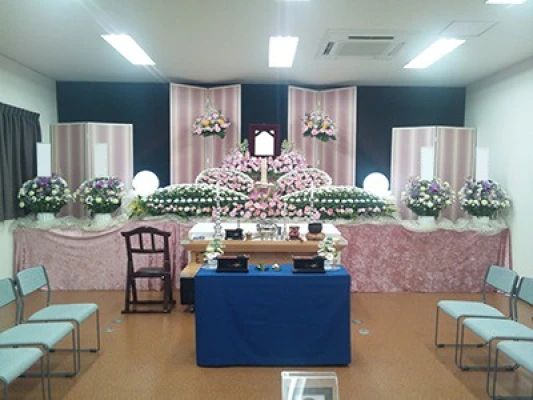 愛祭セレモニーで葬儀を行なった写真