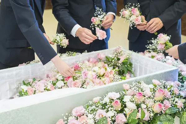 平安会館さいわいで葬儀を行なった写真