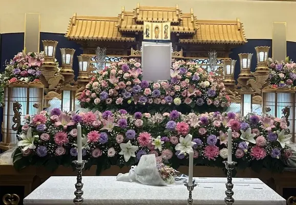 ひかりセレモニーで葬儀を行なった写真