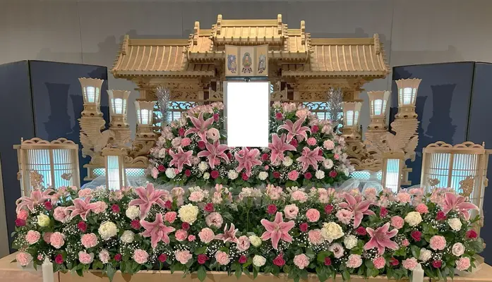 ひかりセレモニーで葬儀を行なった写真