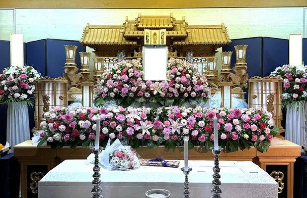 ひかりセレモニーで葬儀を行なった写真