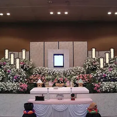 花セレモニーで葬儀を行なった写真