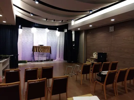 しおかぜホール茜浜で葬儀を行なった写真