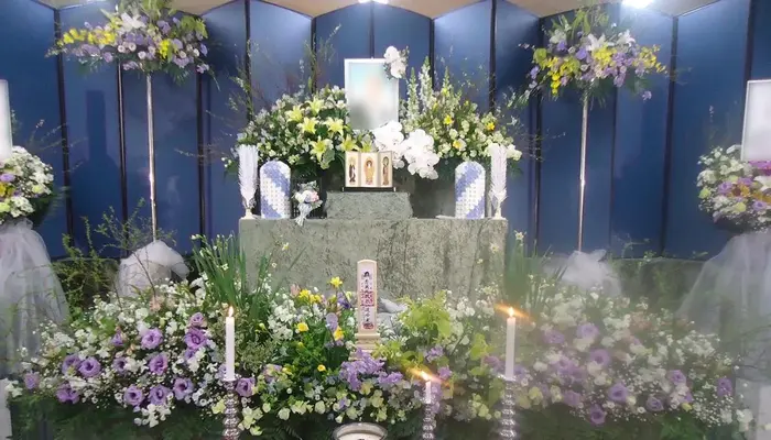 かすみ式典で葬儀を行なった写真