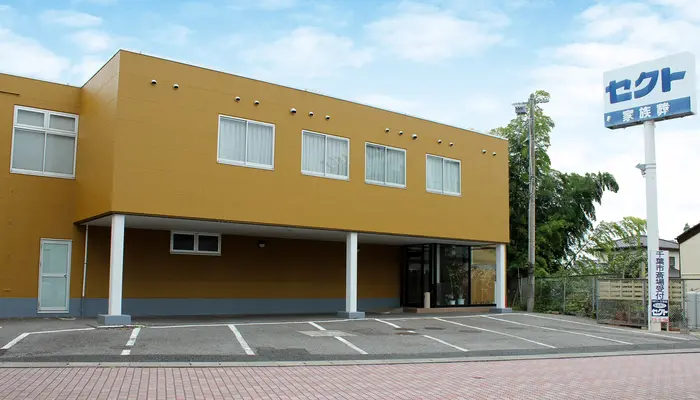 セクトで葬儀を行なった写真