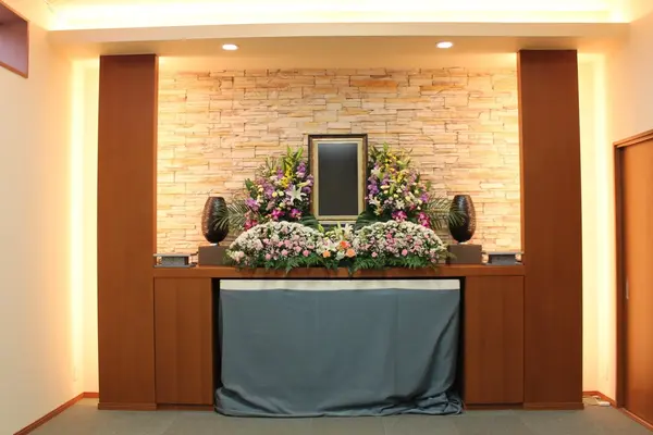 おお井（スペース駅南）で葬儀を行なった写真