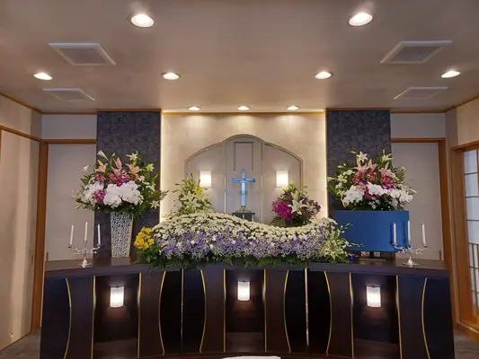 小さなお葬式 氷上ホールで葬儀を行なった写真