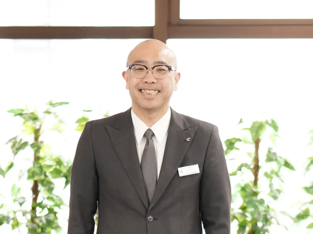 折田　直大