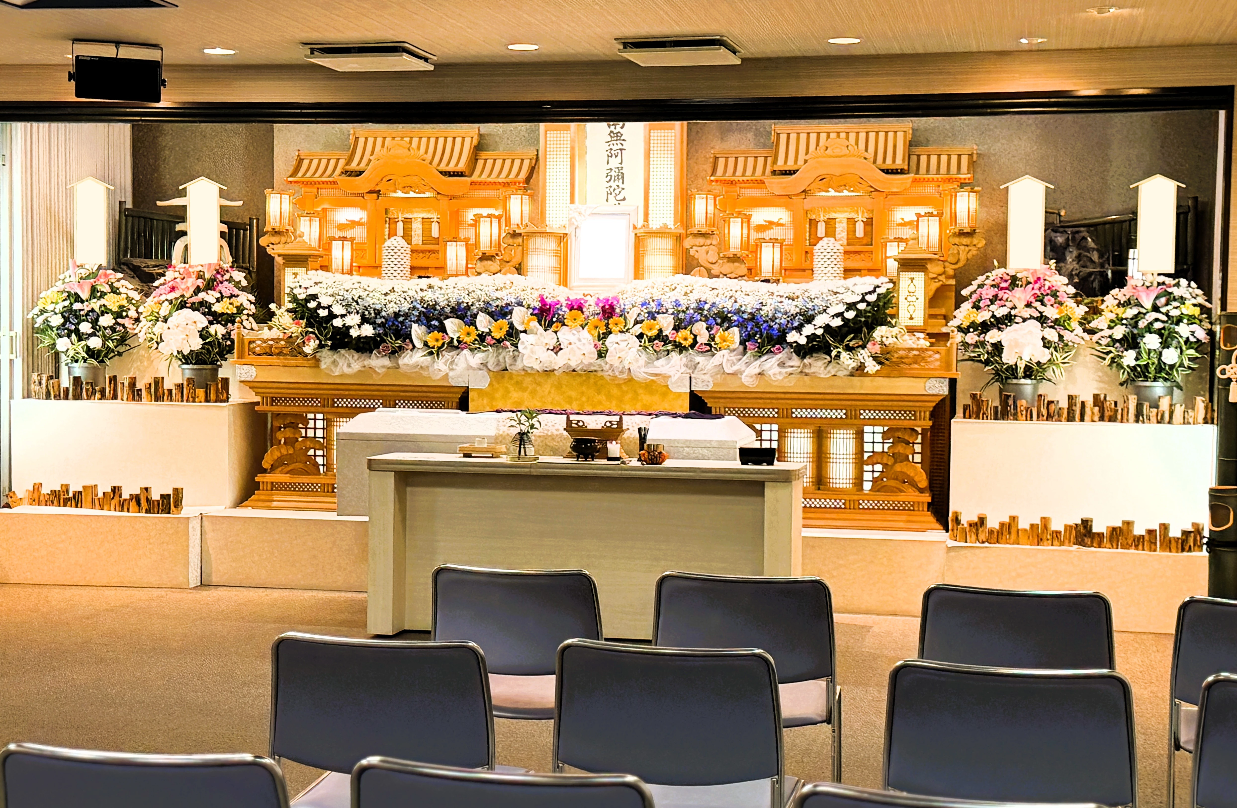 JR吹田駅前ホール