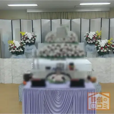 椿中央公民館で葬儀を行なった写真