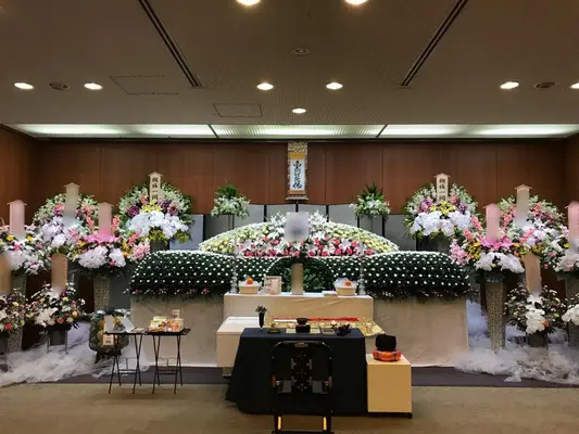 大阪市立鶴見斎場で葬儀を行なった写真