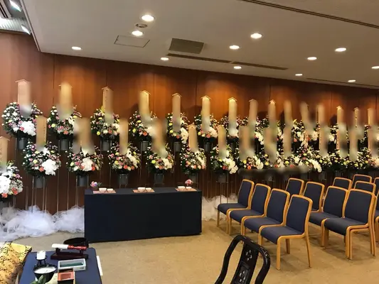 大阪市立鶴見斎場で葬儀を行なった写真