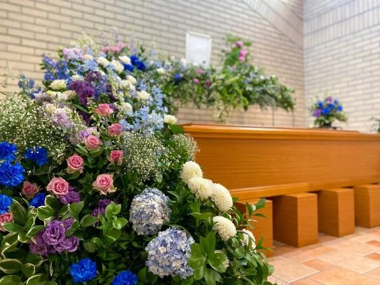 株式会社いせや　花小金井ホールロゼリアで葬儀を行なった写真
