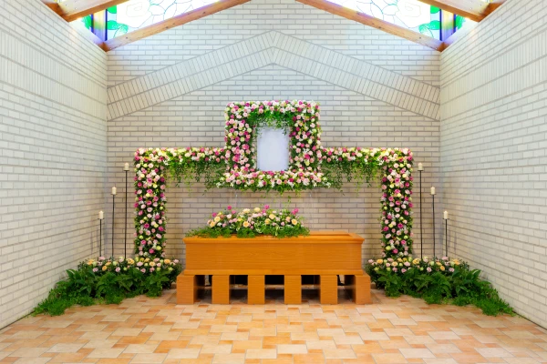 株式会社いせや　花小金井ホールロゼリアで葬儀を行なった写真