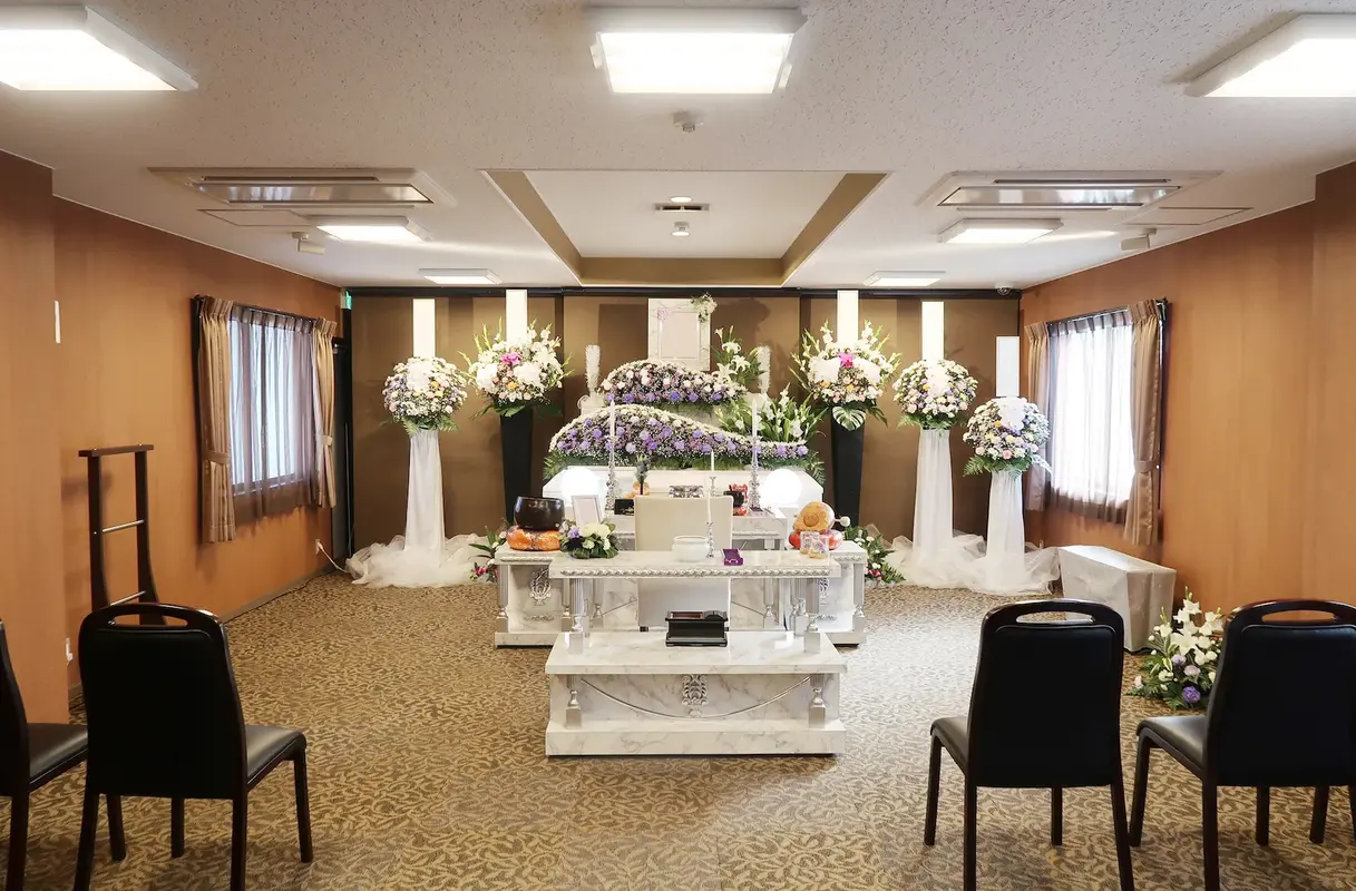 ご家族だけのあたたかな「こじんまり葬」に最適