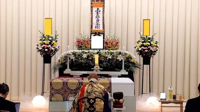 信成寺会館で葬儀を行なった写真